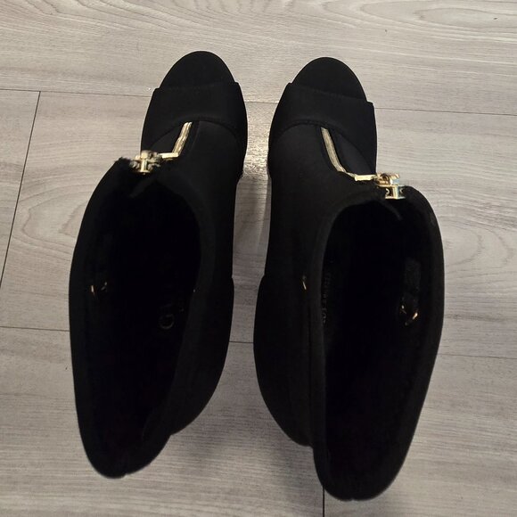 Black Open-Toe Boot Heels – Size 8 – Like New – Gold Front Zipper - Picture 5 of 6